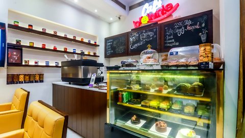 Café Brownie pastry counter and espresso station